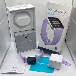 Fitbit Versa Lite Smartwatch - Lavender